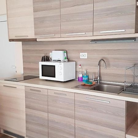 Къщата С Чешмата Apartamento Veliko Tŭrnovo Exterior foto