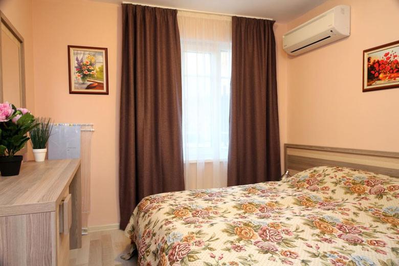 Къщата С Чешмата Apartamento Veliko Tŭrnovo Exterior foto