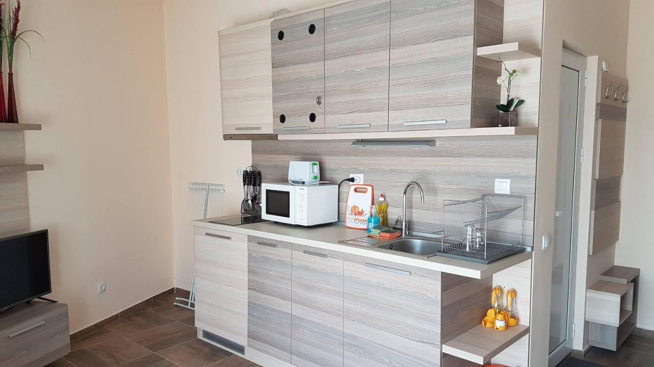 Къщата С Чешмата Apartamento Veliko Tŭrnovo Exterior foto