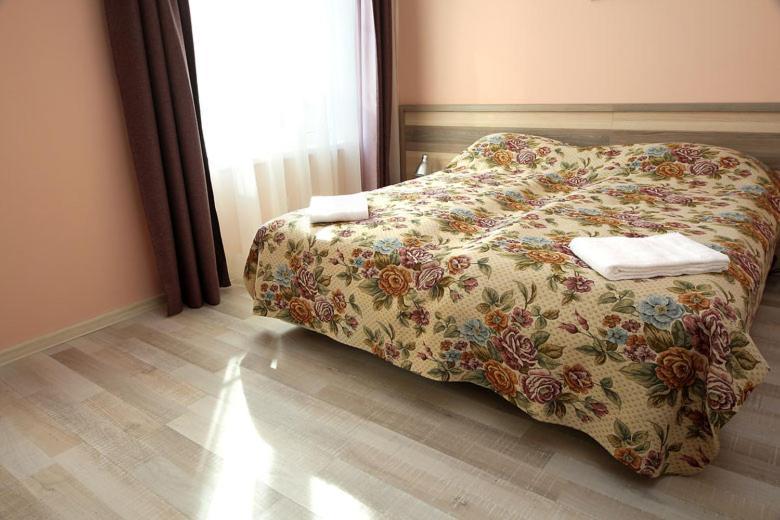 Къщата С Чешмата Apartamento Veliko Tŭrnovo Exterior foto
