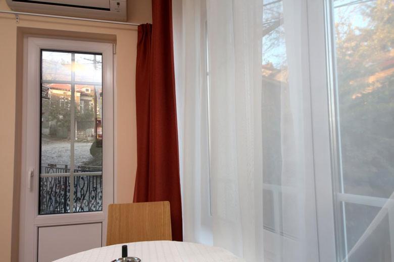 Къщата С Чешмата Apartamento Veliko Tŭrnovo Exterior foto