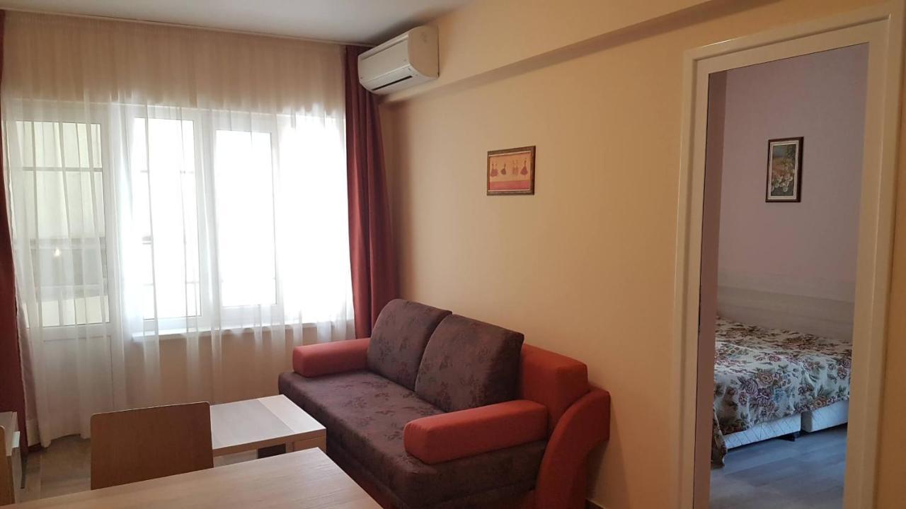 Къщата С Чешмата Apartamento Veliko Tŭrnovo Exterior foto